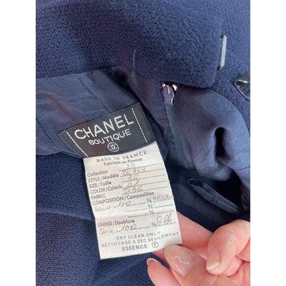 Chanel Vintage 1992 Spring Collection Tweed Wool Suit – Size 36 - Picture 11 of 15